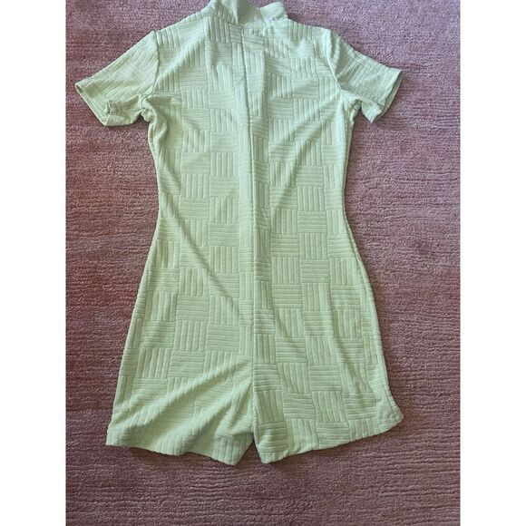 Lime Green Textured Romper Polo Collar Button Front Stretch Women’s Size M - Picture 7 of 8